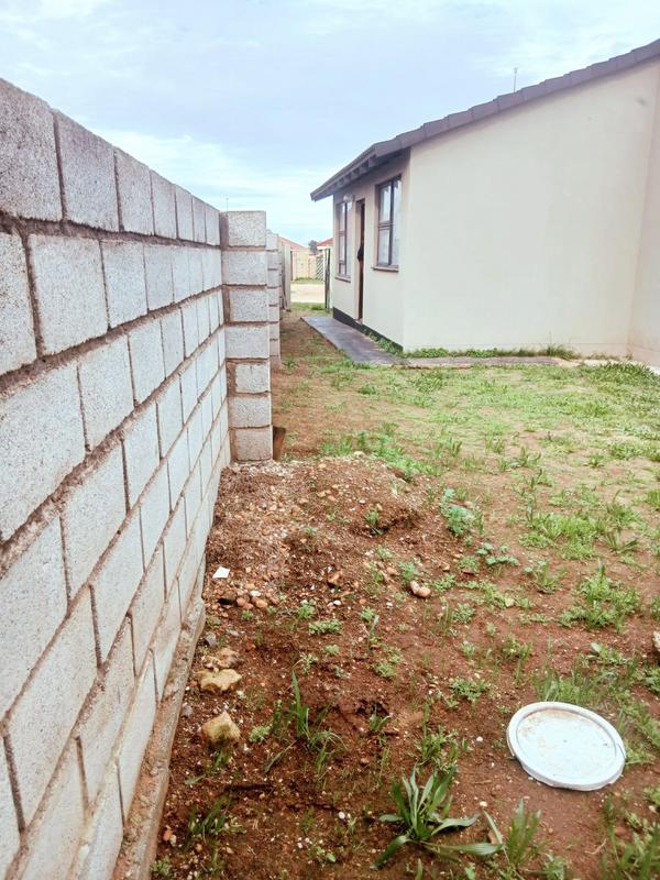 2 Bedroom Property for Sale in Motherwell Eastern Cape